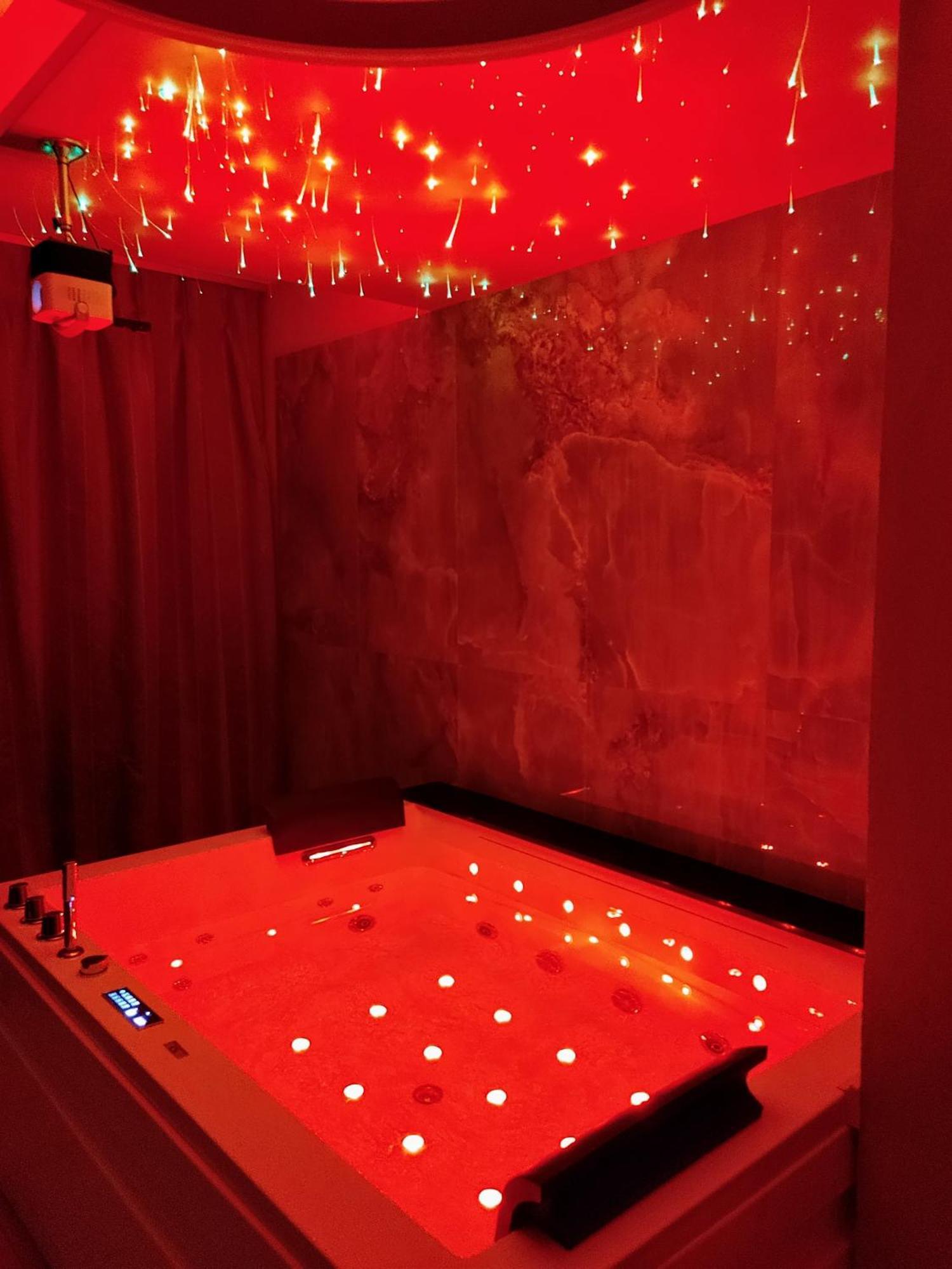 Diamond Suite Verona Pokoj fotografie